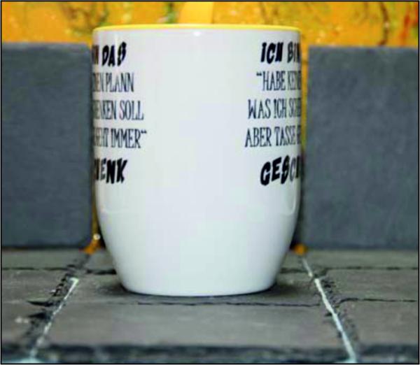 Weiße Tasse mit Spruch "ICH HABE KEINEN PLAN WAS ICH SCHENKEN SOLL"  TASSE